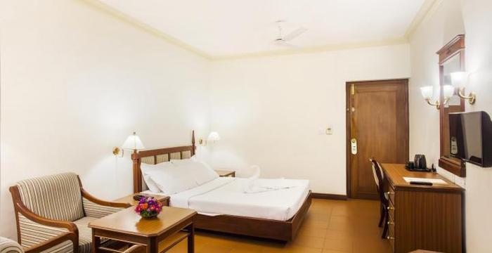 Issac's Residency